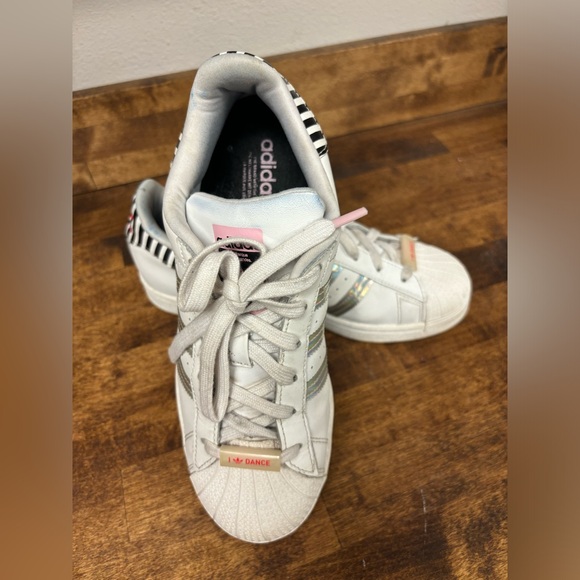 ADIDAS  Original SuperStar Dance Women shoes. Size 7 - Picture 4 of 8